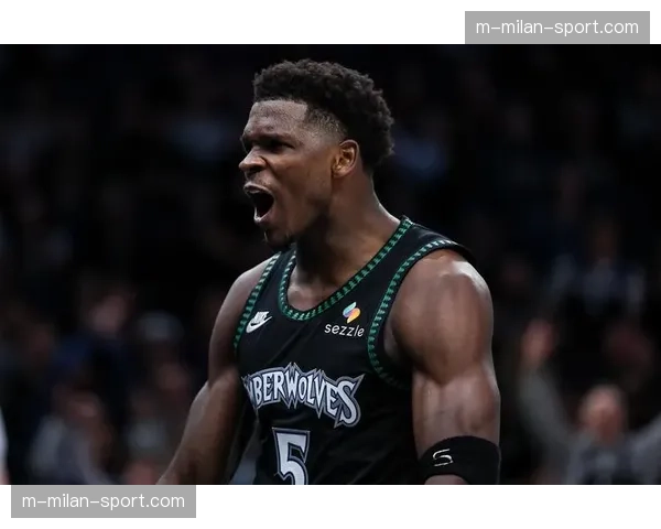 森林狼爱德华兹膝伤出战成疑 麦克丹尼尔斯左膝伤势按周评估 森林狼爱德华兹膝伤出战成疑 麦克丹尼尔斯左膝伤势按周评估